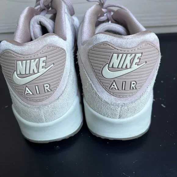 Nike Women's Air Max 90 Velvet Particle Rose Shoes Sneakers Size 10 - Picture 8 of 13